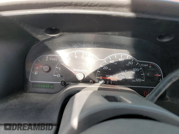 2003 Ford Windstar SE с VIN 2FMZA52443BA14757, выставлен на аукционе Copart как лот 84533924 с пробегом 142 953 миль миль и Списание • Salvage title. История ставок и продаж доступна на DreamBid. Изображение 9.