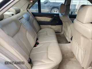 1994 Mercedes-Benz S with VIN WDBGA51E0RA172358, listed as a Copart auction lot 77541104 with 237,028 mi miles and Clean Title. Bid and sale history available at DreamBid. Image 10.