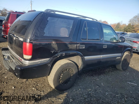 1998 GMC Jimmy SLE with VIN 1GKDT13W6W2543854, listed as a Copart auction lot 76004664 with 157,457 mi miles and Salvage Title. Bid and sale history available at carsss.com. Image 3.