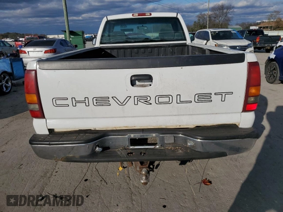 2000 Chevrolet Silverado 1500 with VIN 1GCEK14V7YE410790, listed as a Copart auction lot 81528904 with 272,957 mi miles and Clean Title. Bid and sale history available at carsss.com. Image 6.