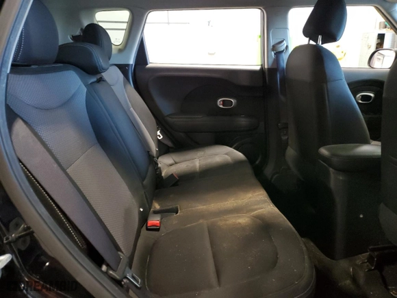 2019 Kia Soul + with VIN KNDJP3A59K7662939, listed as a Copart auction lot 46654785 with 99,864 mi miles and Salvage Title. Bid and sale history available at carsss.com. Image 11.