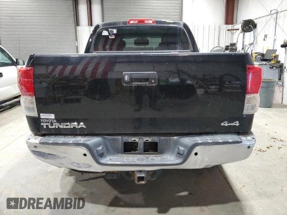 2013 Toyota Tundra Limited z VIN 5TFHY5F11DX272742, wystawiony jako Copart lot #82878854 z przebiegiem Nie podano mil oraz Czysty tytuł • Clean title. Historia ofert i sprzedaży dostępna na DreamBid. Obrazek 6.