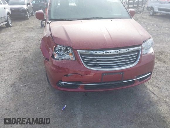 2014 Chrysler Town & Country Touring with VIN 2C4RC1BG9ER418147, listed as a IAAI auction lot 41812594 with 161,356 mi miles and . Bid and sale history available at DreamBid. Image 6.