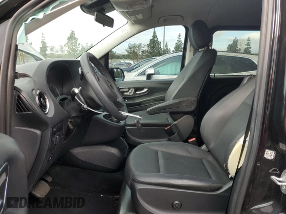2022 Mercedes-Benz Metris with VIN W1WV0FEY5N4158409, listed as a Copart auction lot 45286594 with 10,109 mi miles and Salvage Title. Bid and sale history available at DreamBid. Image 7.