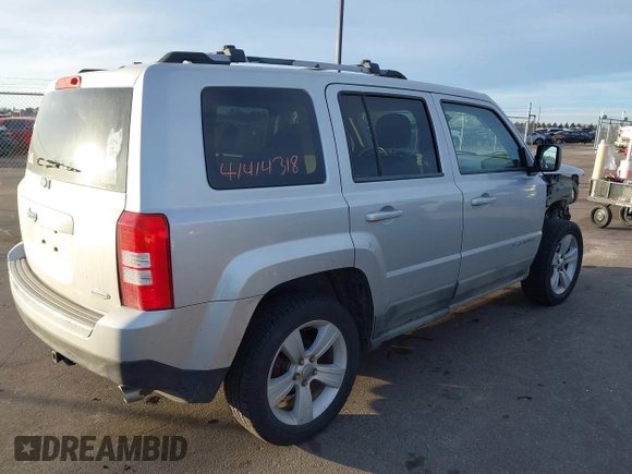 2011 Jeep Patriot Latitude X with VIN 1J4NF4GB3BD127639, listed as a IAAI auction lot 41414318 with 139,097 mi miles and . Bid and sale history available at DreamBid. Image 4.
