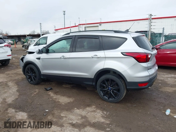 2019 Ford Escape SE with VIN 1FMCU9GD7KUB29309, listed as a IAAI auction lot 41876535 with 90,688 mi miles. Bid and sale history available at carsss.com. Image 14.