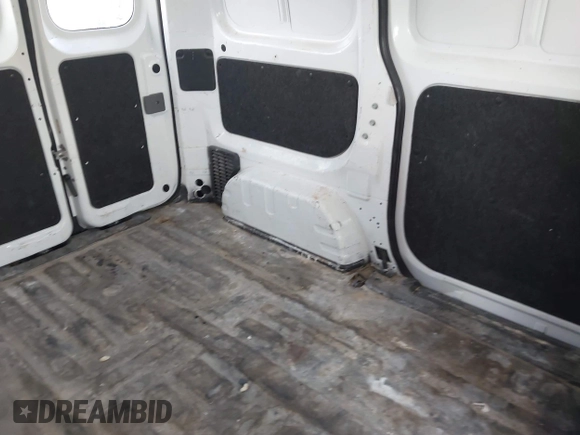 2015 Nissan NV200 SV with VIN 3N6CM0KN4FK732477, listed as a IAAI auction lot 42091731 with 163,973 mi miles and . Bid and sale history available at DreamBid. Image 8.