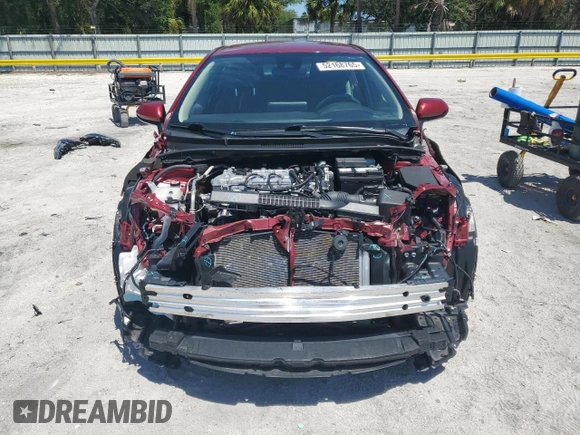 2022 Toyota Corolla LE with VIN JTDVPMAE4NJ221959, listed as a Copart auction lot 52168765 with 40,324 mi miles and Salvage Title. Bid and sale history available at DreamBid. Image 5.