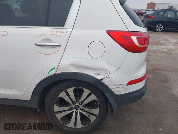 2011 Kia Sportage EX with VIN KNDPC3A23B7111160, listed as a IAAI auction lot 41555686 with 236,672 mi miles. Bid and sale history available at carsss.com. Image 6.