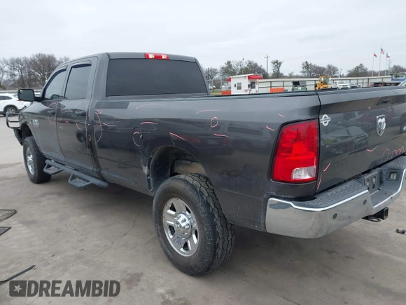 2018 Ram 2500 Tradesman with VIN 3C6UR5HL5JG166828, listed as a IAAI auction lot 41611085 with 151,716 mi miles. Bid and sale history available at carsss.com. Image 3.