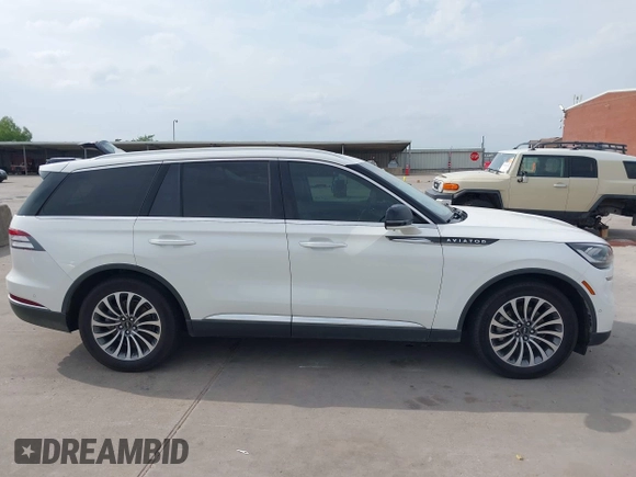 2020 Lincoln Aviator Reserve with VIN 5LM5J7WC1LGL28593, listed as a IAAI auction lot 42137327 with 83,114 mi miles and . Bid and sale history available at DreamBid. Image 13.