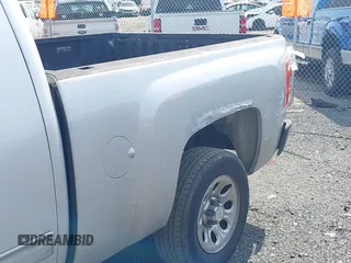 2010 Chevrolet Silverado 1500 LT with VIN 1GCSCSEA2AZ185145, listed as a IAAI auction lot 41790990 with 286,415 mi miles and . Bid and sale history available at DreamBid. Image 6.