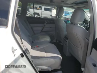 2011 Toyota Highlander Limited z VIN 5TDYK3EH8BS043868, wystawiony jako Copart lot #62300455 z przebiegiem Nie podano mil oraz Szkoda całkowita • Salvage title. Historia ofert i sprzedaży dostępna na DreamBid. Obrazek 10.