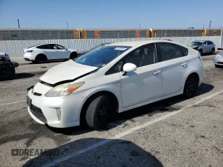 2015 Toyota Prius Four with VIN JTDKN3DU0F1994063, listed as a Copart auction lot 61678995 with 142,514 mi miles and Salvage title. Bid and sale history available at DreamBid. Image 1.