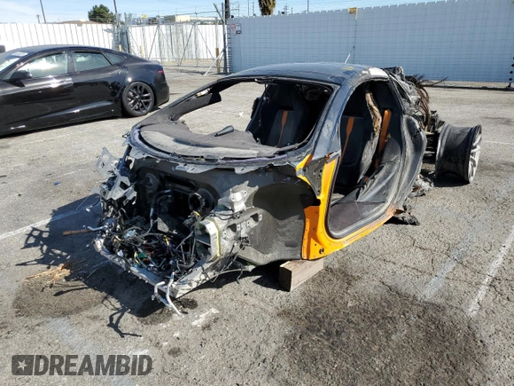 2019 McLaren 570S z VIN SBM13FAA4KW007983, wystawiony jako Copart lot #64694102 z przebiegiem Nie podano mil oraz . Historia ofert i sprzedaży dostępna na DreamBid. Obrazek 2.