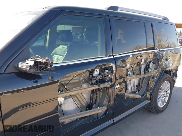 2015 Ford Flex SEL with VIN 2FMGK5C80FBA21957, listed as a IAAI auction lot 41845270 with 187,799 mi miles. Bid and sale history available at carsss.com. Image 6.