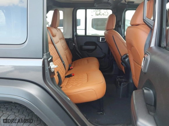 2020 Jeep Wrangler Unlimited Sport Altitude with VIN 1C4HJXDN4LW345855, listed as a IAAI auction lot 41550171 with 27,995 mi miles. Bid and sale history available at carsss.com. Image 8.