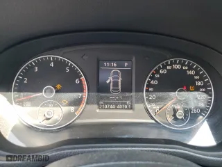 2014 Volkswagen Passat SEL Premium with VIN 1VWCS7A36EC062465, listed as a Copart auction lot 66998344 with 210,744 mi miles and Salvage Title. Bid and sale history available at carsss.com. Image 9.