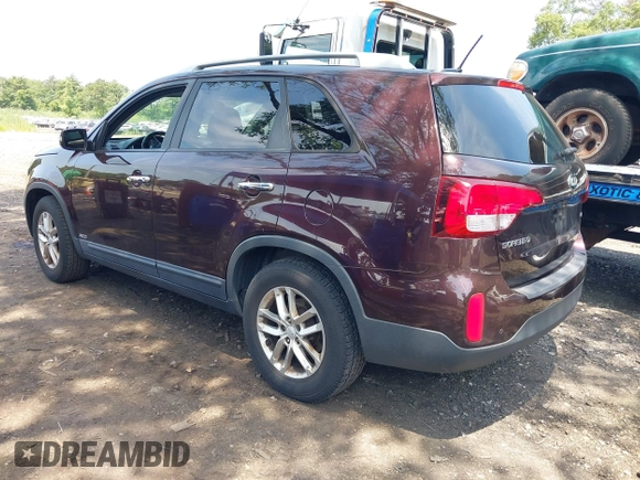 2015 Kia Sorento LX с VIN 5XYKTDA64FG568023, выставлен на аукционе IAAI как лот 42669922 с пробегом 112 156 миль миль и . История ставок и продаж доступна на DreamBid. Изображение 3.