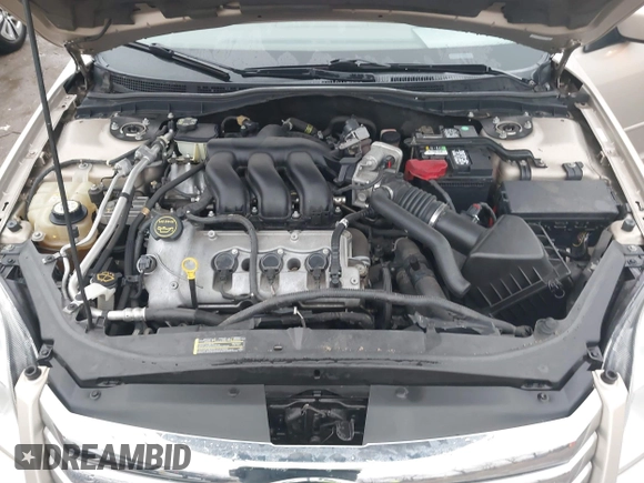2008 Ford Fusion SEL with VIN 3FAHP08128R101909, listed as a IAAI auction lot 41568253 with 121,382 mi miles. Bid and sale history available at carsss.com. Image 10.