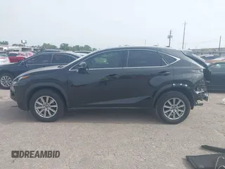 2021 Lexus NX 300 z VIN JTJDARBZ4M2192951, wystawiony jako IAAI lot #42260921 z przebiegiem 21 541 mil mil oraz . Historia ofert i sprzedaży dostępna na DreamBid. Obrazek 15.