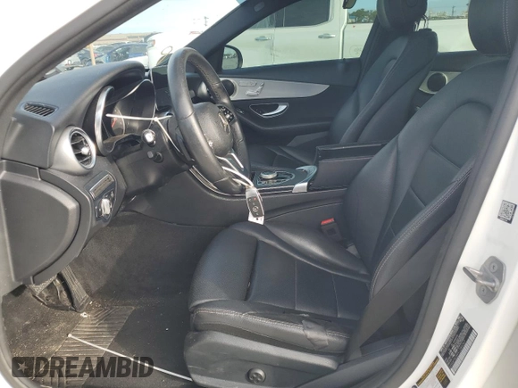 2019 Mercedes-Benz C 300 with VIN 55SWF8DB9KU289367, listed as a Copart auction lot 56539955 with 72,235 mi miles and Salvage title. Bid and sale history available at DreamBid. Image 7.