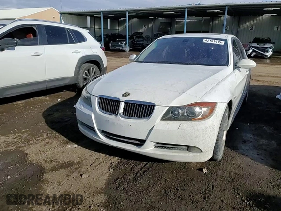 2006 BMW 3 Series 330xi with VIN WBAVD33556KV67236, listed as a Copart auction lot 42151415 with 0 mi miles and Salvage Title. Bid and sale history available at carsss.com. Image 11.
