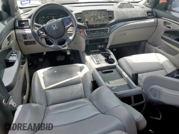 2021 Honda Pilot Special Edition with VIN 5FNYF5H20MB035682, listed as a Copart auction lot 61264095 with 39,722 mi miles and Salvage title. Bid and sale history available at DreamBid. Image 8.