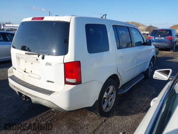 2013 Honda Pilot EX-L with VIN 5FNYF4H55DB014413, listed as a IAAI auction lot 41939491 with 246,673 mi miles. Bid and sale history available at carsss.com. Image 4.