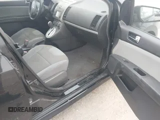 2012 Nissan Sentra 2.0 z VIN 3N1AB6AP3CL664042, wystawiony jako IAAI lot #42635693 z przebiegiem 142 127 mil mil oraz . Historia ofert i sprzedaży dostępna na DreamBid. Obrazek 5.