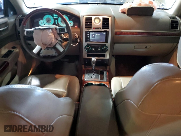 2008 Chrysler 300 C Hemi with VIN 2C3LA63H68H252541, listed as a Copart auction lot 49730295 with 87,741 mi miles and Clean Title. Bid and sale history available at carsss.com. Image 8.