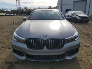 2019 BMW 7 Series 740i with VIN WBA7E2C53KB216819, listed as a Copart auction lot 76676013 with 60,928 mi miles. Bid and sale history available at carsss.com. Image 5.