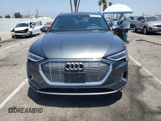 2019 Audi e-tron Prestige with VIN WA1VAAGE9KB008321, listed as a Copart auction lot 60162655 with 36,301 mi miles and Salvage title. Bid and sale history available at DreamBid. Image 5.