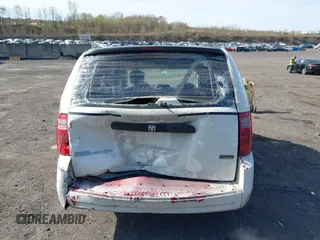 2008 Dodge Grand Caravan Cargo with VIN 1D4HN11H68B186127, listed as a IAAI auction lot 42102062 with 388,255 mi miles. Bid and sale history available at carsss.com. Image 16.