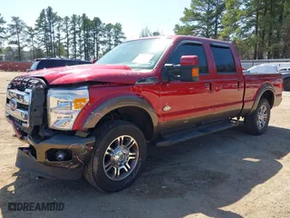 2015 Ford Super Duty F-250 SRW Lariat with VIN 1FT7W2BT5FED40059, listed as a IAAI auction lot 41762002 with 117,036 mi miles. Bid and sale history available at carsss.com. Image 18.