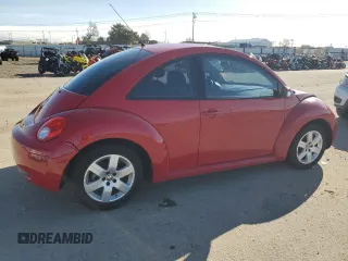 2007 Volkswagen New Beetle Coupe with VIN 3VWRW31C17M501564, listed as a Copart auction lot 51180065 with 0 mi miles and Salvage Title. Bid and sale history available at carsss.com. Image 3.