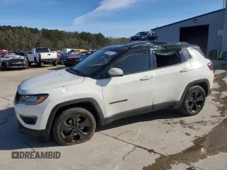 2021 Jeep Compass Altitude with VIN 3C4NJCBB5MT527088, listed as a Copart auction lot 88705225 with 52,093 mi miles and Salvage Title. Bid and sale history available at carsss.com. Image 1.