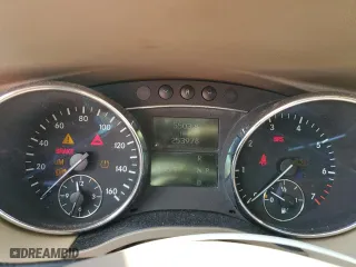 2008 Mercedes-Benz R-Class 3.5L with VIN 4JGCB65E18A073006, listed as a Copart auction lot 52351234 with 253,978 mi miles and Salvage Title. Bid and sale history available at carsss.com. Image 9.