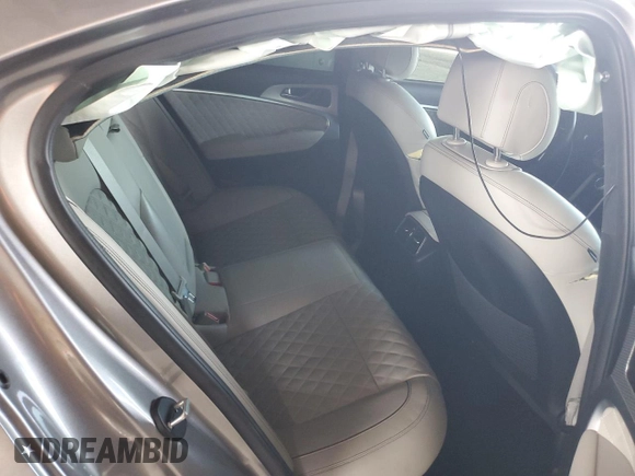 2022 Genesis G70 3.3T z VIN KMTG54TE8NU090398, wystawiony jako Copart lot #55102905 z przebiegiem 30 960 mil mil oraz Szkody całkowita. Historia ofert i sprzedaży dostępna na DreamBid. Obrazek 10.