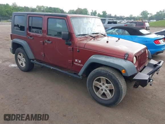 2008 Jeep Wrangler Unlimited X with VIN 1J4GA39108L606685, listed as a IAAI auction lot 41965538 with 288,946 mi miles. Bid and sale history available at carsss.com. Image 1.