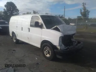 2017 GMC Savana Cargo with VIN 1GTW7AFF3H1342488, listed as a IAAI auction lot 34543746 with Not Provided miles. Bid and sale history available at carsss.com. Image 1.