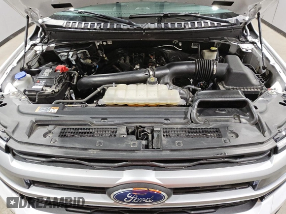2022 Ford Expedition XLT with VIN 1FMJU1JT9NEA58475, listed as a Copart auction lot 49507685 with 51,292 mi miles and Clean Title. Bid and sale history available at carsss.com. Image 12.