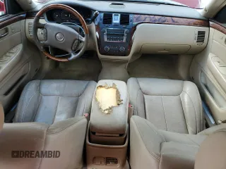 2006 Cadillac DTS 1SC z VIN 1G6KD57Y86U199826, wystawiony jako Copart lot #71582074 z przebiegiem 170 583 mil mil oraz Szkoda całkowita • Salvage title. Historia ofert i sprzedaży dostępna na DreamBid. Obrazek 8.