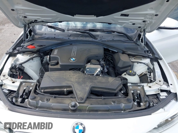 2015 BMW 4 Series 428i z VIN WBA3N3C55FK233907, wystawiony jako IAAI lot #42335053 z przebiegiem 45 000 mil mil oraz . Historia ofert i sprzedaży dostępna na DreamBid. Obrazek 10.