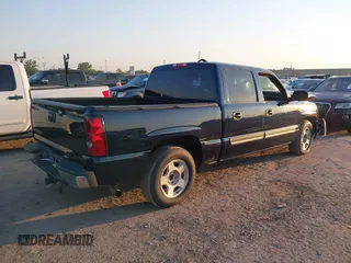 2006 Chevrolet Silverado 1500 LT1 with VIN 2GCEC13T961184361, listed as a IAAI auction lot 40544079 with 152,774 mi miles. Bid and sale history available at carsss.com. Image 4.