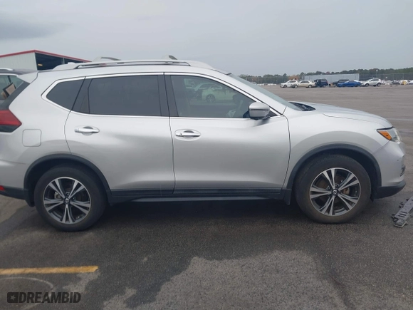 2019 Nissan Rogue SL with VIN 5N1AT2MT5KC844396, listed as a IAAI auction lot 40858867 with 28,469 mi miles. Bid and sale history available at carsss.com. Image 13.