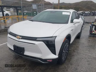 2024 Chevrolet Blazer EV eAWD LT z VIN 3GNKDBRJ0RS218750, wystawiony jako IAAI lot #41735858 z przebiegiem 2835 mil mil oraz . Historia ofert i sprzedaży dostępna na DreamBid. Obrazek 2.