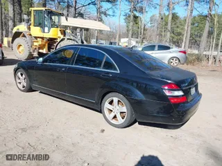 2008 Mercedes-Benz S-Class 5.5L V8 with VIN WDDNG86X18A196756, listed as a IAAI auction lot 41720151 with 157,822 mi miles. Bid and sale history available at carsss.com. Image 3.