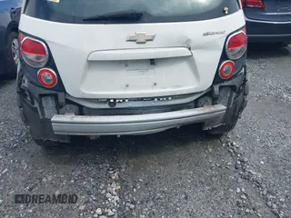 2015 Chevrolet Sonic LS with VIN 1G1JA6SH3F4207922, listed as a IAAI auction lot 42434022 with 123,459 mi miles and . Bid and sale history available at DreamBid. Image 13.