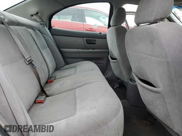 2004 Mercury Sable GS z VIN 1MEFM50U44A624610, wystawiony jako Copart lot #85780554 z przebiegiem 215 046 mil mil oraz Czysty tytuł • Clean title. Historia ofert i sprzedaży dostępna na DreamBid. Obrazek 10.